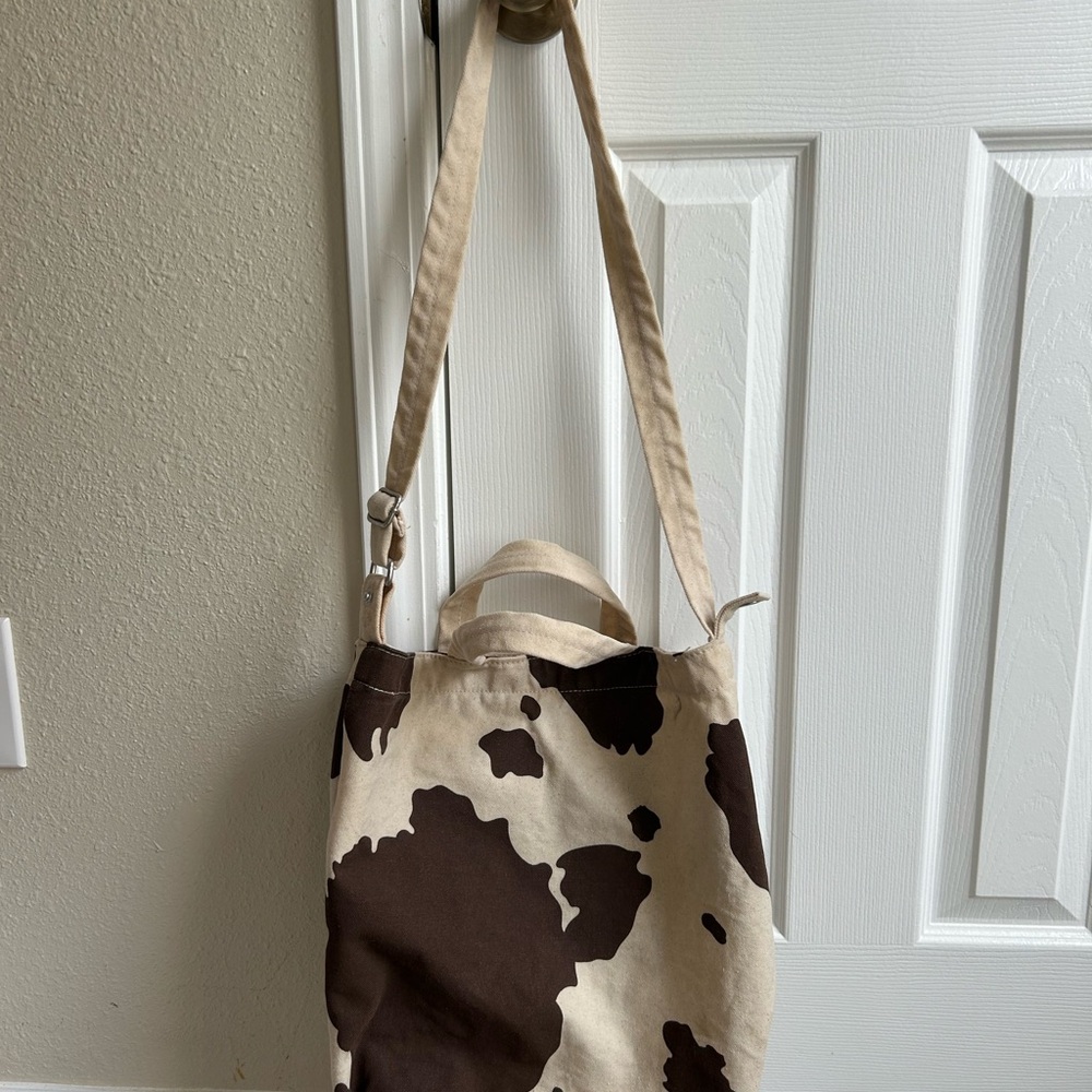 Baggu Cow Tote - Picture 2 of 8